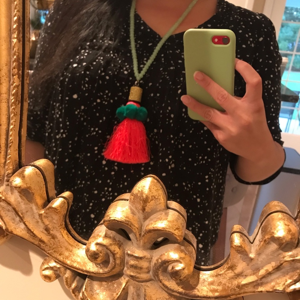 Unique necklace. - Picture 2 of 5